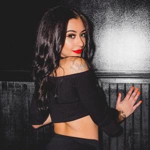 Meet your Posher, Toni